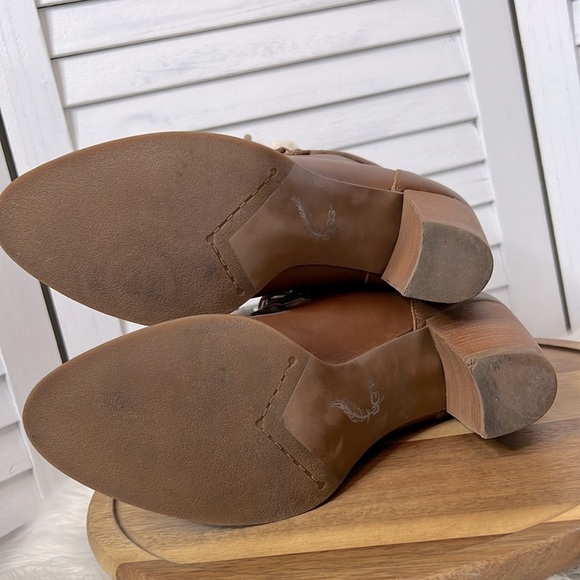 UGG Analise Camel Leather Exposed Fur Sheepwook Ankle Lace Up Heel Bootie Sz. 10 - Picture 12 of 13